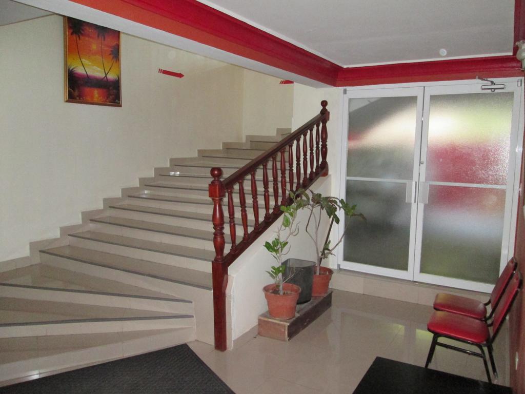 Seven Stars Hotel Musseau 外观 照片